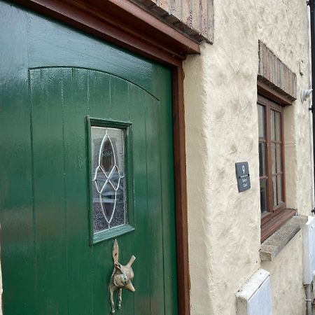 Cottage With Hot Tub In Pembrokeshire Haverfordwest Extérieur photo