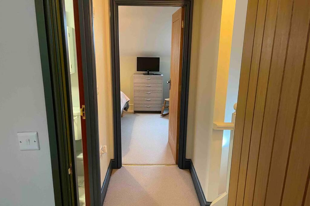 Cottage With Hot Tub In Pembrokeshire Haverfordwest Extérieur photo